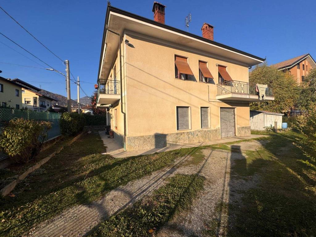Villa a Giaveno in Via Giovanni Bovetti, 10 - Foto 2