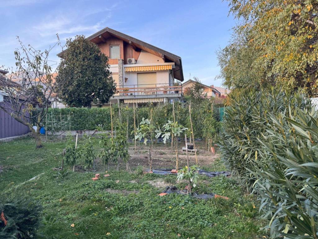 Villa a Giaveno in Via Giovanni Bovetti, 10 - Foto 3