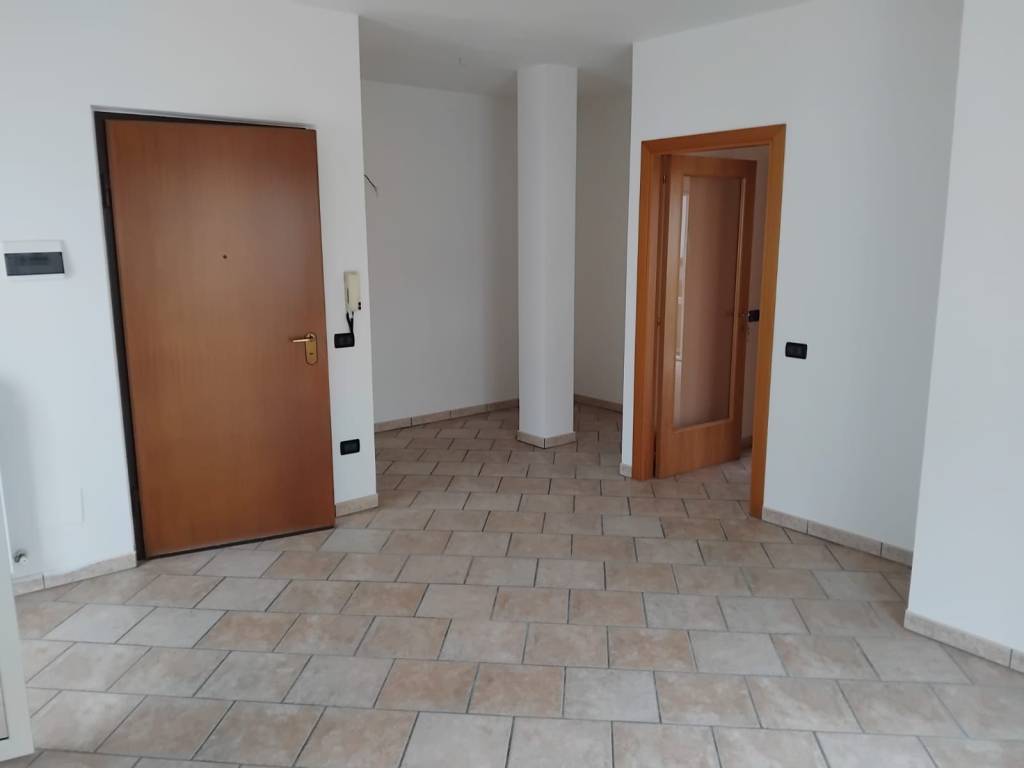 Appartamento a Alba adriatica in Via Giuseppe Garibaldi - Foto 3