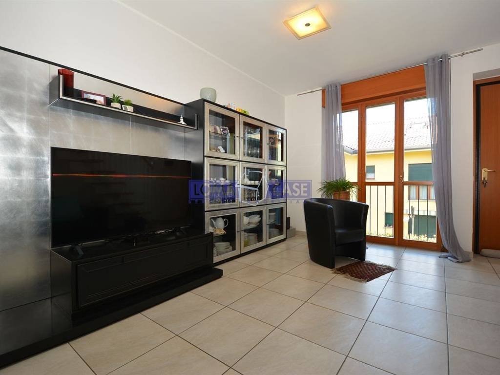 Appartamento a Lomagna in VIA RESEGONE, 11 - Foto 4