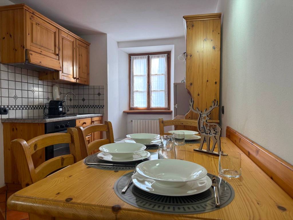 Appartamento a Bormio in Via De Simoni, 23 - Foto 2