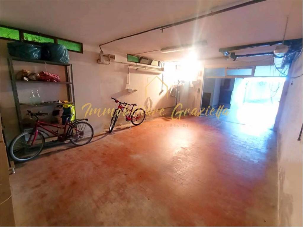 Box / garage a Vallecrosia - Foto 2