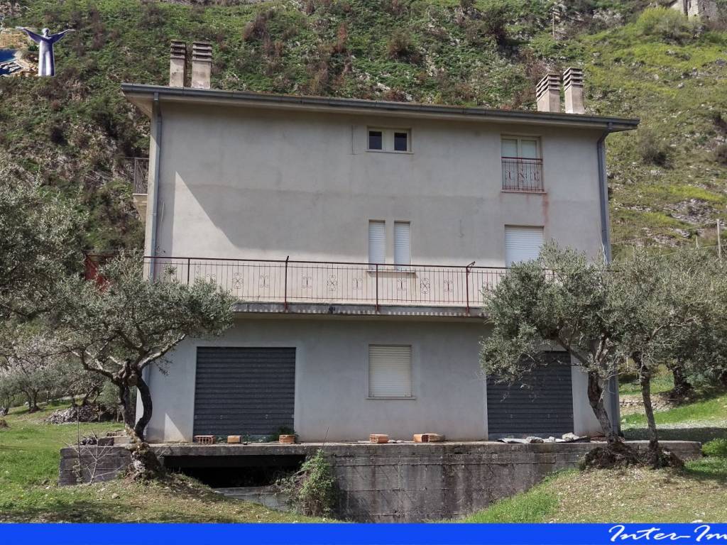 Casa indipendente a Trecchina in CONTRADA MICALETTO - Foto 4