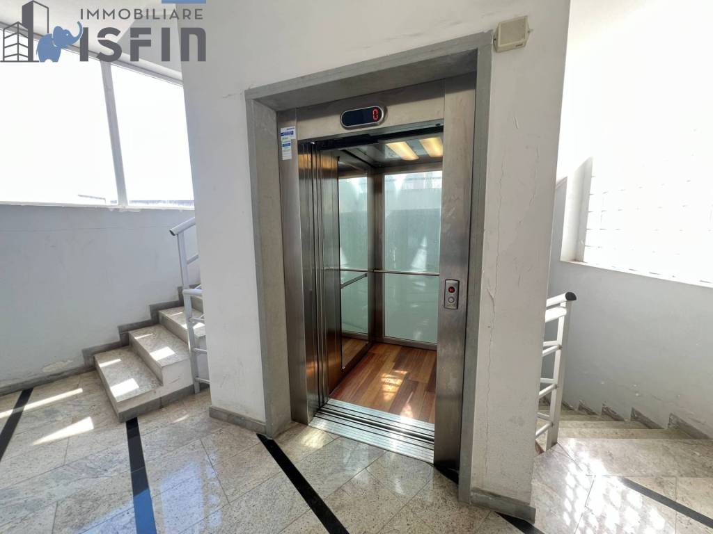 Appartamento a Cosenza in Piazzetta Garibaldi Scavello - Foto 5