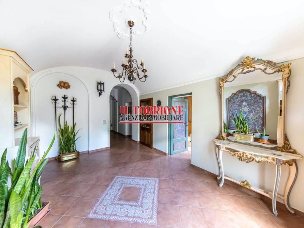 Villa a Pescia in Via 27 Aprile 1859 - Foto 4