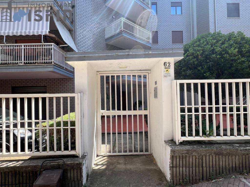 Appartamento a Cosenza in Via Enrico De Nicola, 62 - Foto 3