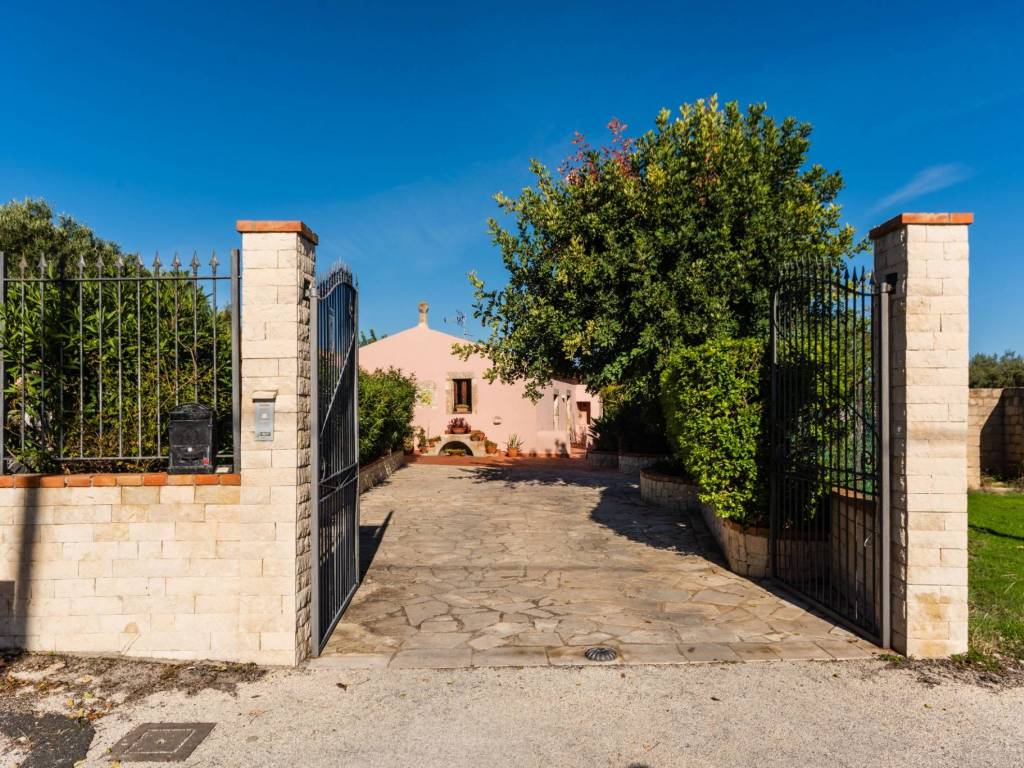 Villa a Augusta in Via Fedro, 2 - Foto 2