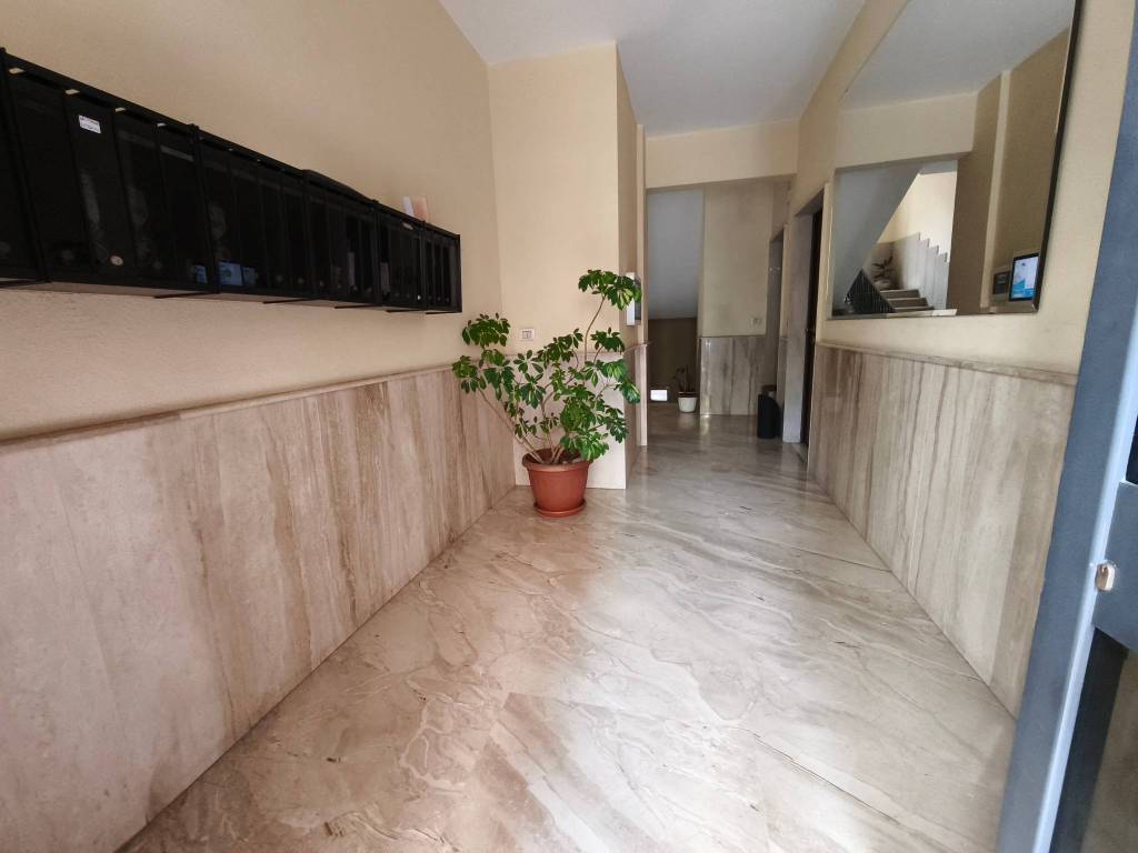 Appartamento a Brindisi in Via Achille Grandi - Foto 2