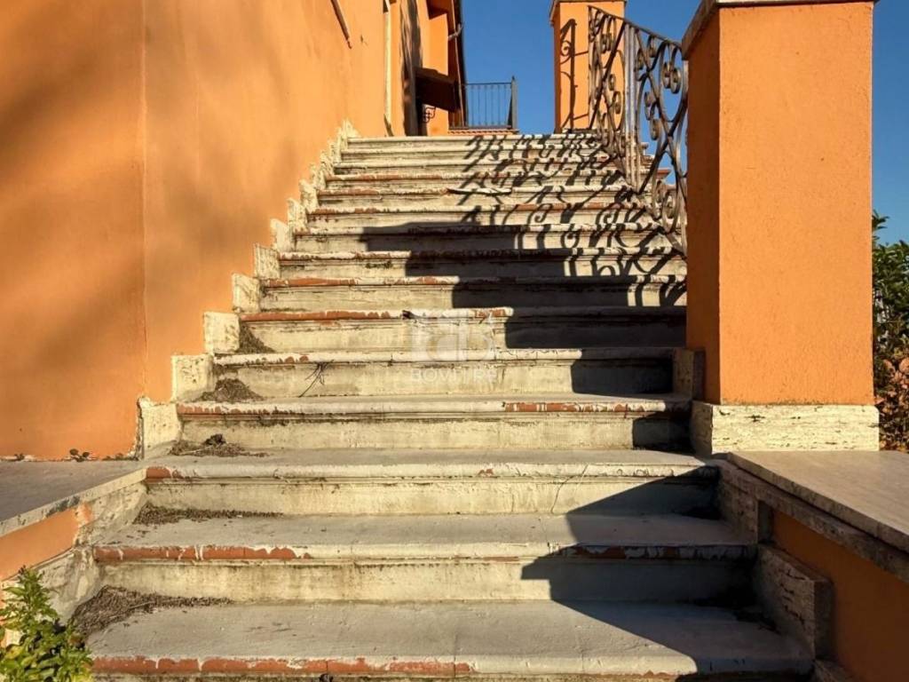 Villa a Castelnuovo di porto in Via Tiberina - Foto 2