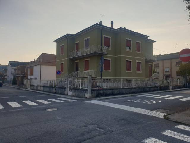 Villa a Castel san giovanni in Via Silvio Pellico - Foto 2