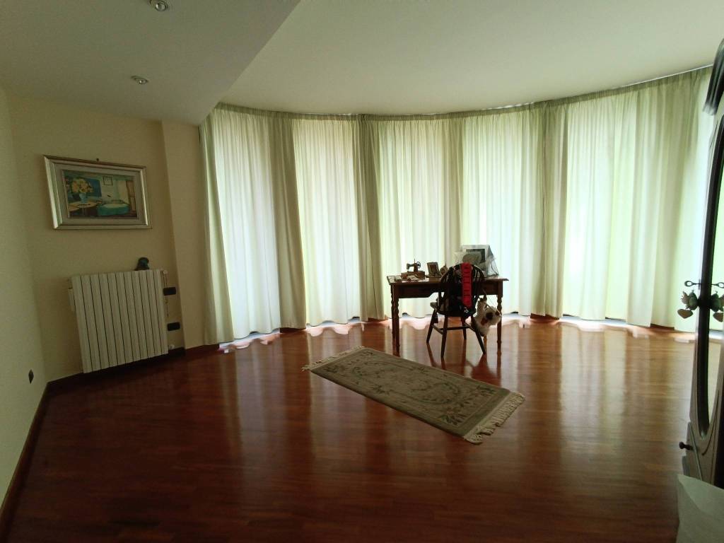 Appartamento a Salerno in Via Monticelli - Foto 5