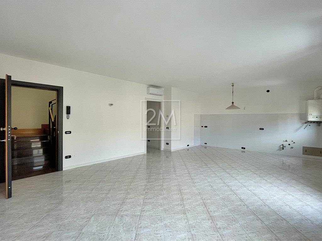 Appartamento a Villafranca di verona in Via Quadrato - Foto 2