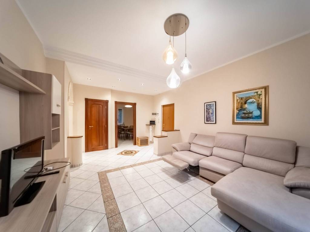 Appartamento a Parma in Via Augusto Migliavacca, 6 - Foto 3