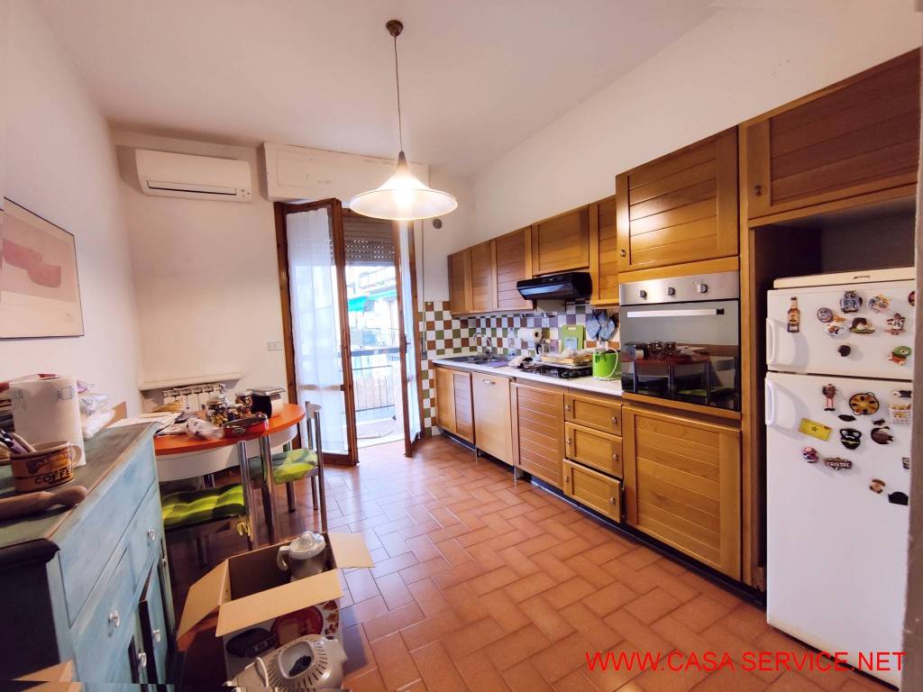 Appartamento a Montevarchi in Via Giacomo Puccini - Foto 2