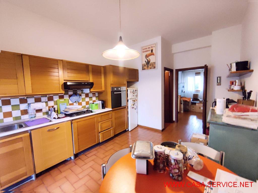 Appartamento a Montevarchi in Via Giacomo Puccini - Foto 4
