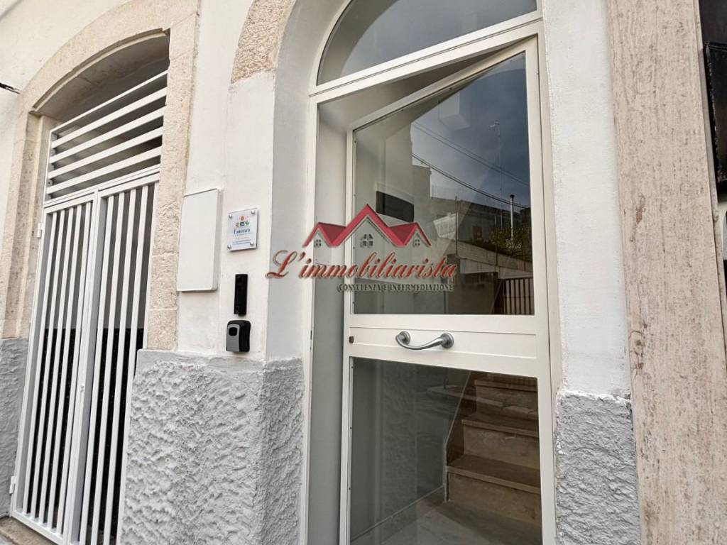 Appartamento a Mola di bari in Via Cantù - Foto 2