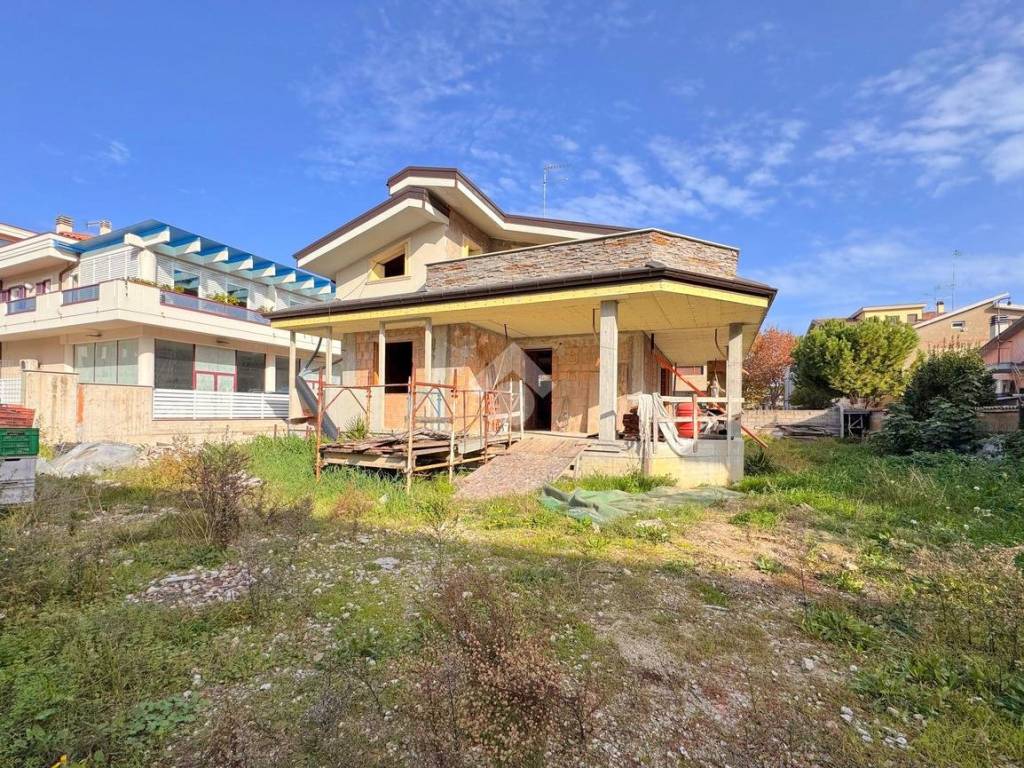 Villa a Giulianova in Via Meucci, 3 - Foto 2