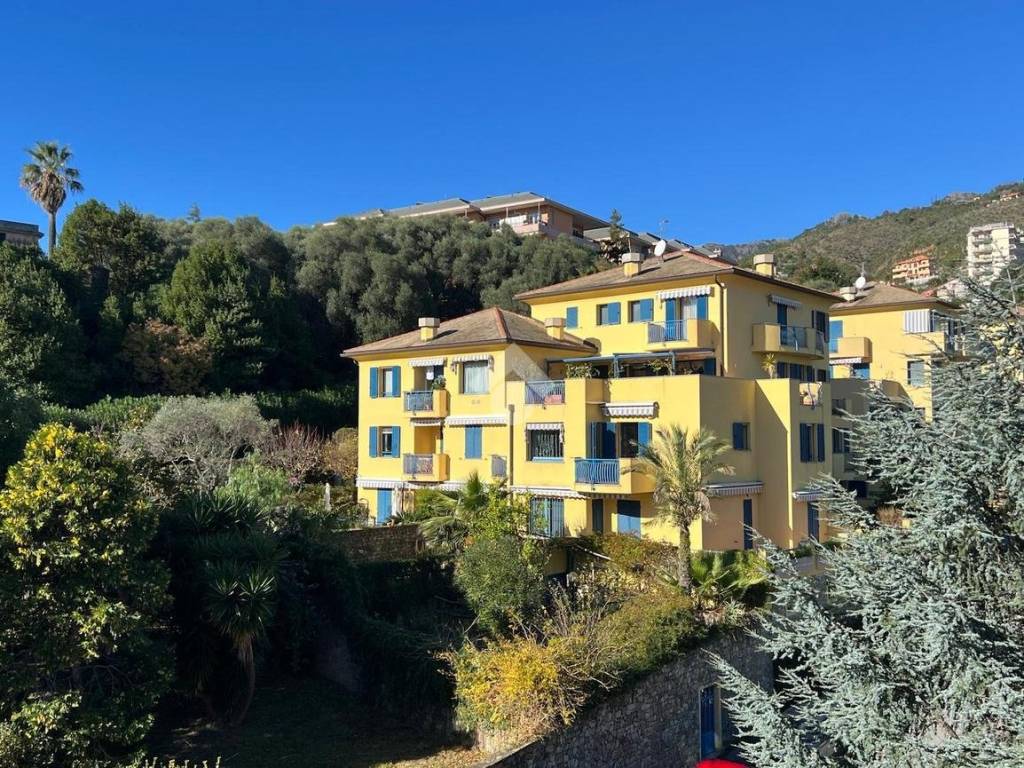 Appartamento a Arenzano in Via terralba - Foto 2