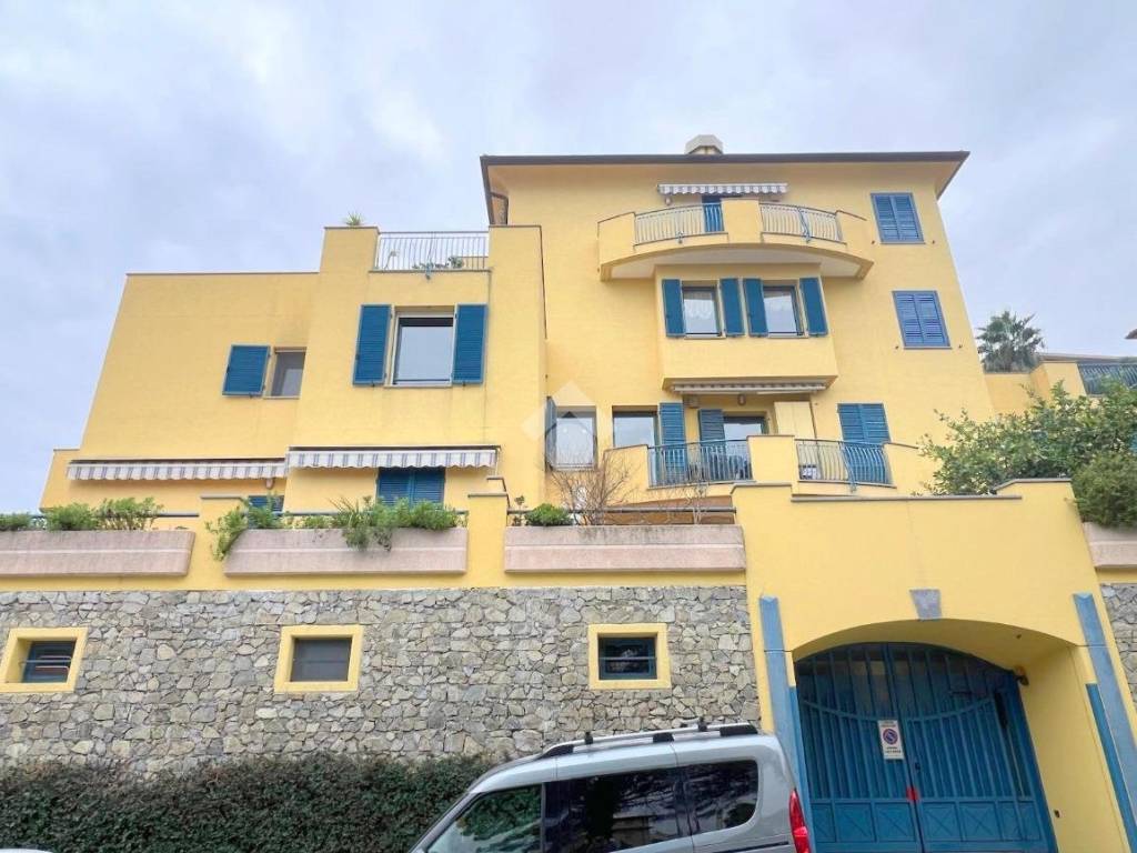 Appartamento a Arenzano in Via terralba - Foto 4