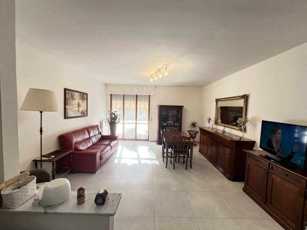 Appartamento a Sant'elpidio a mare in Via Dante Alighieri, 123 - Foto 2