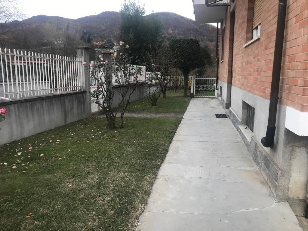 Appartamento a Giaveno in Via Alcide De Gasperi, 12 - Foto 3