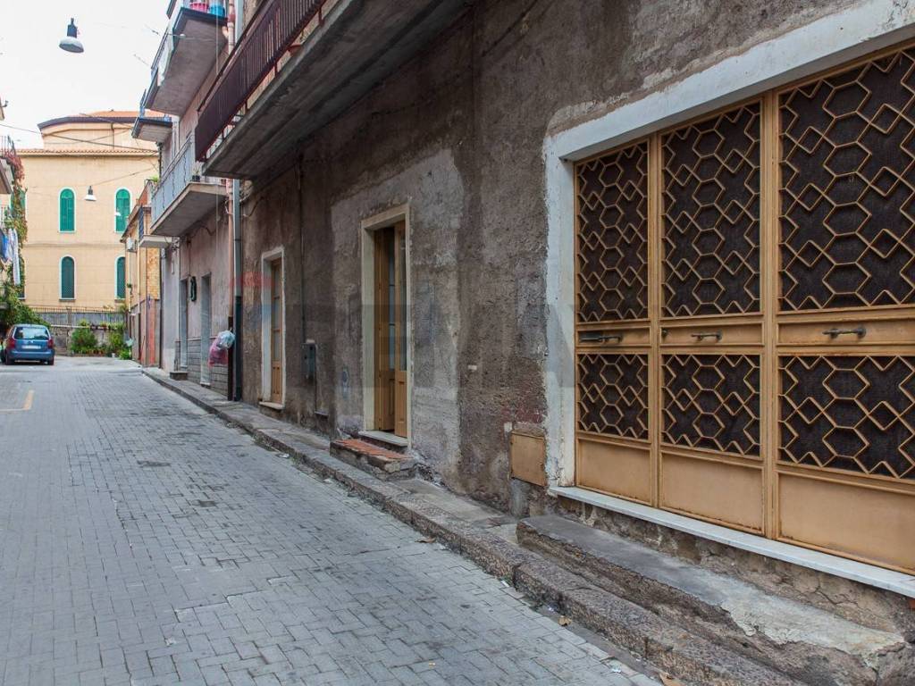 Casa indipendente a Biancavilla in via tenente milazzo, 59 - Foto 2