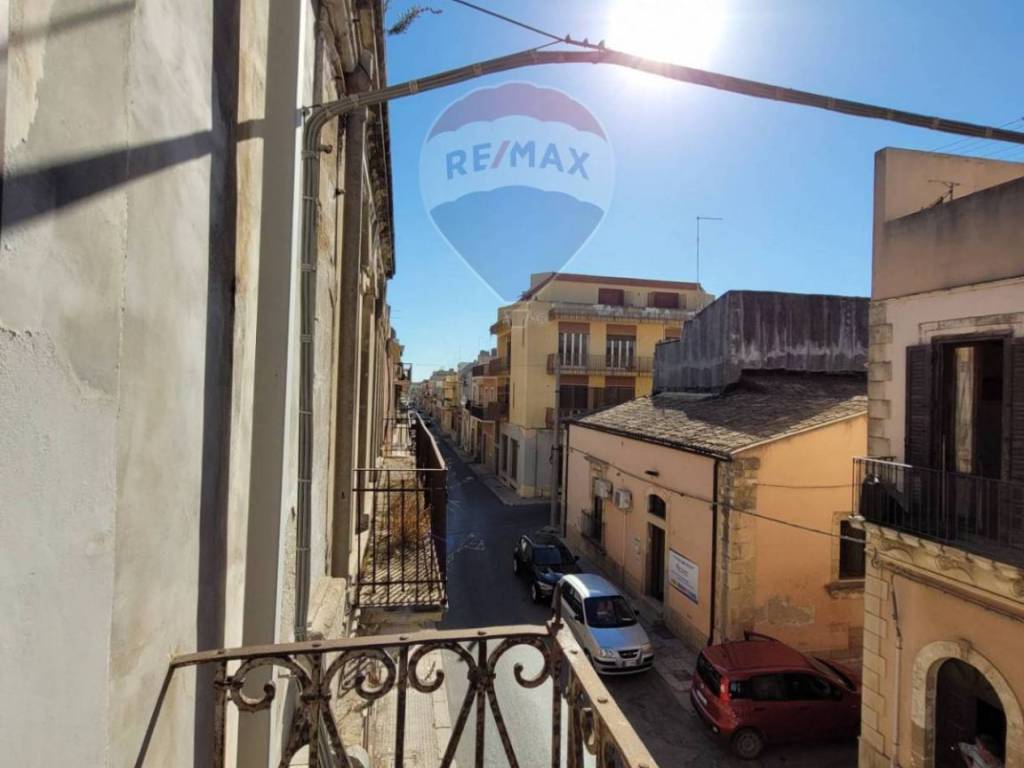 Casa indipendente a Pachino in Via Antonino Brancati, 13 - Foto 3