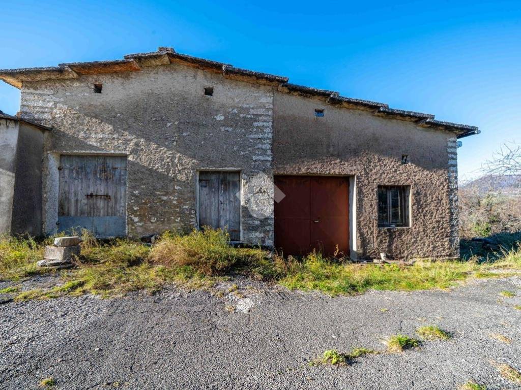 Rustico / casale a Erbezzo in Contrada Zagari - Foto 3