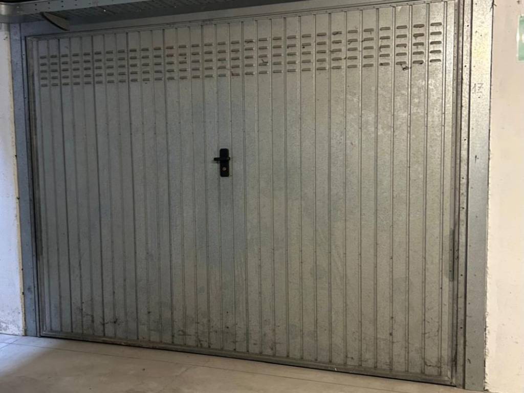 Box / garage a Sondrio in Via Lusardi, 24 - Foto 3