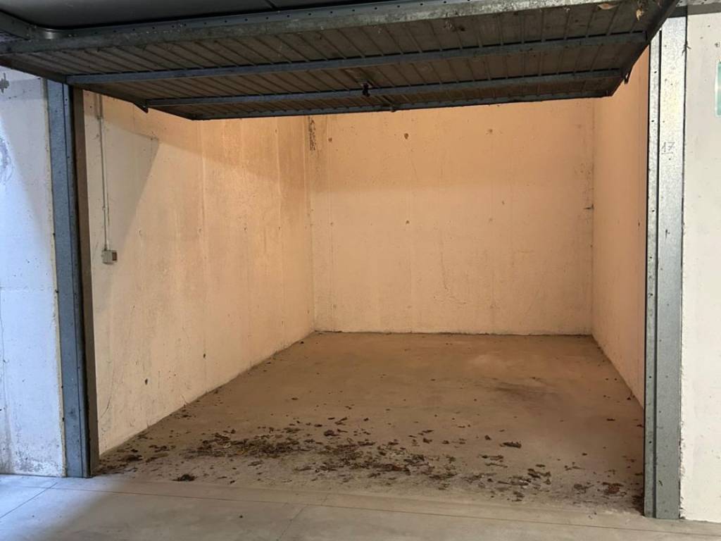 Box / garage a Sondrio in Via Lusardi, 24 - Foto 4