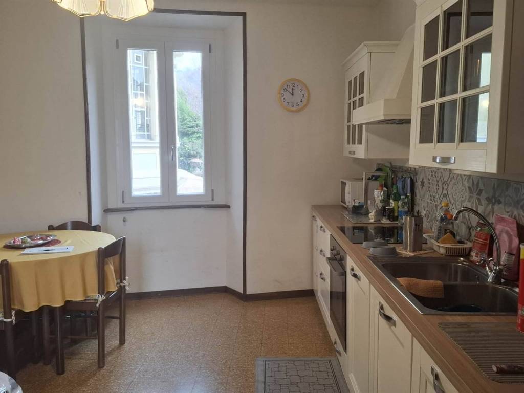 Appartamento a Barzanò in via garibaldi, 79 - Foto 5