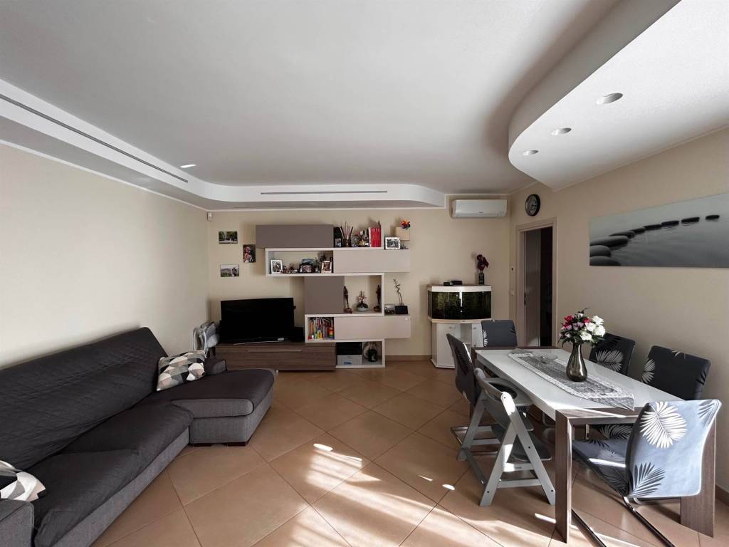 Appartamento a Calderara di reno in Via Giuseppe Di Vittorio - Foto 3