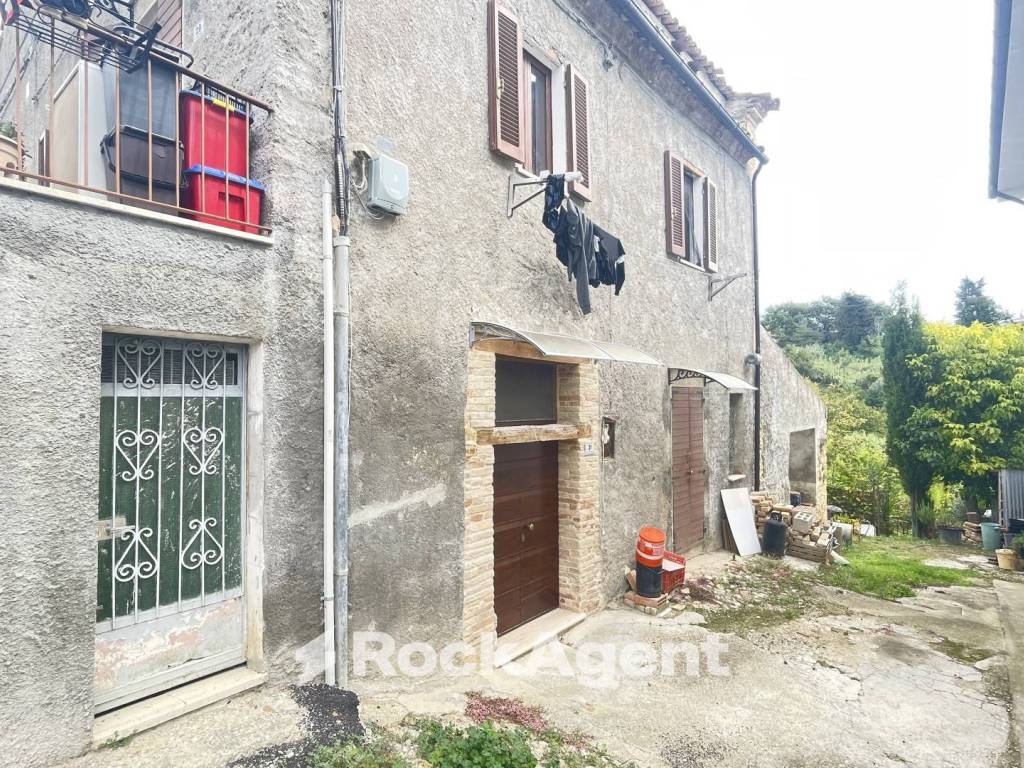 Casa indipendente a Sant'omero in Via San Pietro, 21 - Foto 3