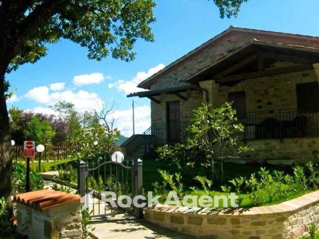 Rustico / casale a Frontone in Via Colombara - Foto 2