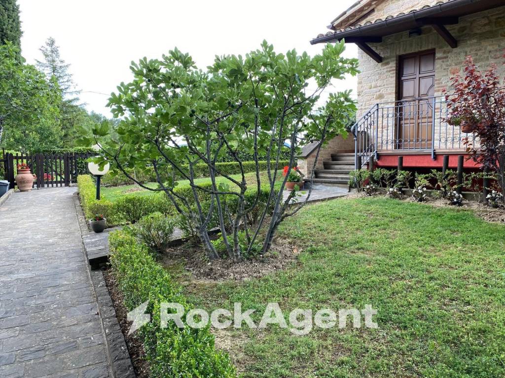 Rustico / casale a Frontone in Via Colombara - Foto 3