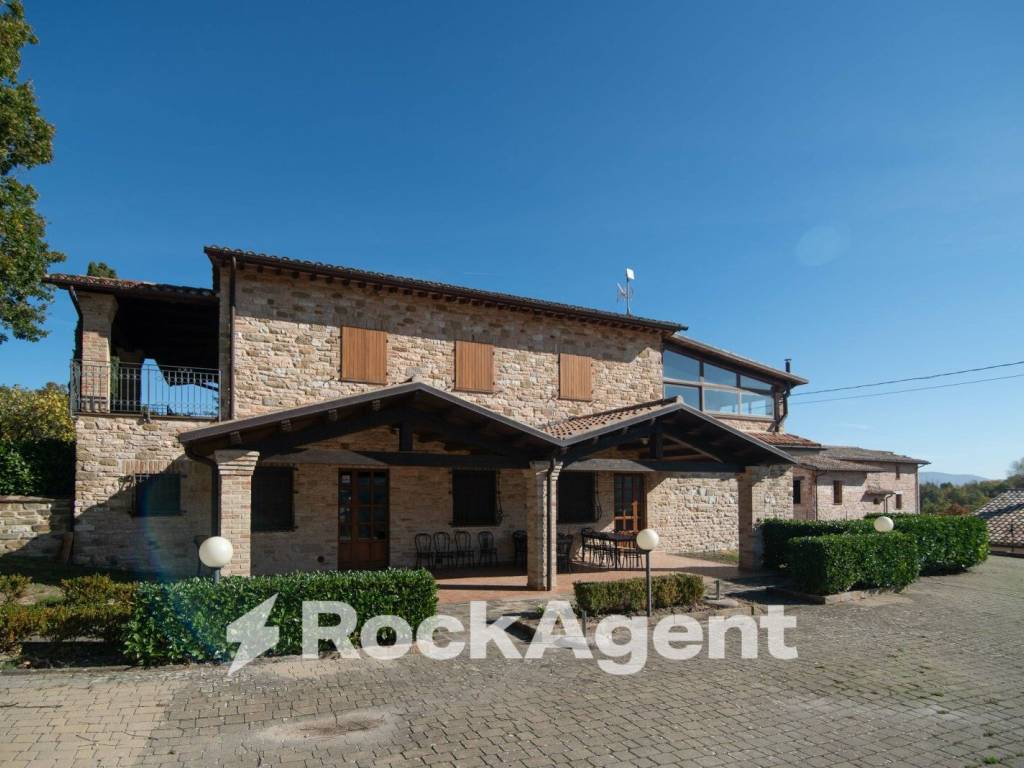 Rustico / casale a Frontone in Via Colombara - Foto 4