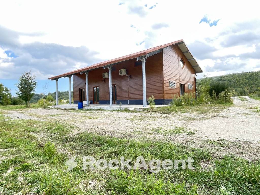 Immobile a Civitella del tronto in LOCALITA' PIANO D'ISCHIA, SNC - Foto 3