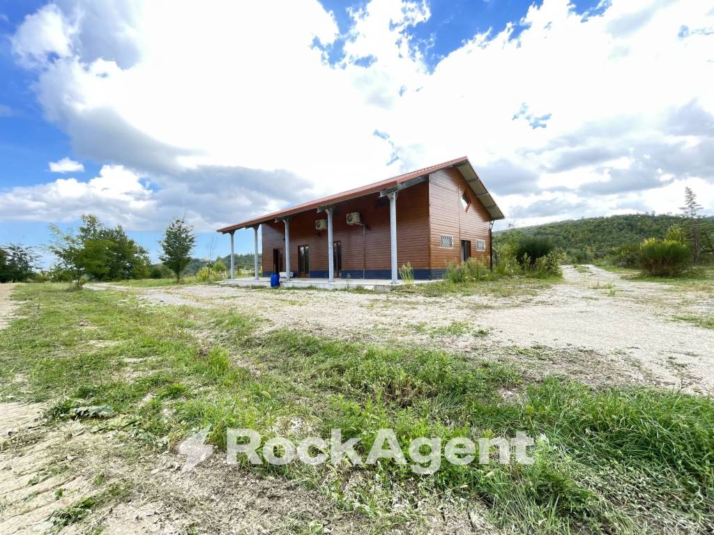 Immobile a Civitella del tronto in LOCALITA' PIANO D'ISCHIA, SNC - Foto 5