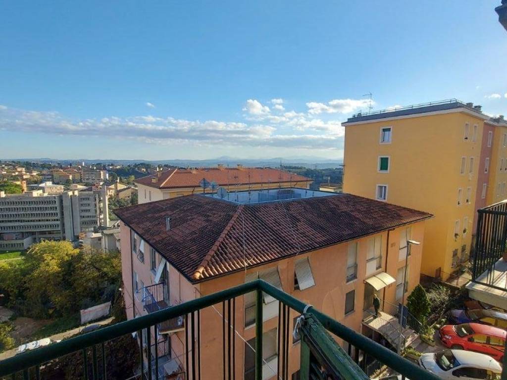 Appartamento a Macerata in Via Silvio Pellico, 3 - Foto 5