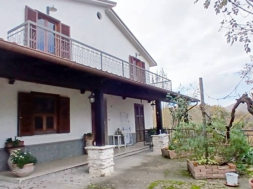Villa a Rieti in Via Madonnetta - Foto 3