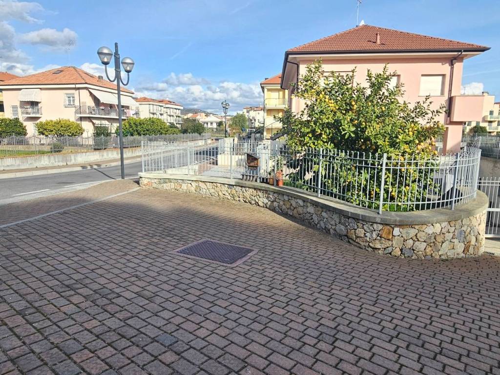 Box / garage a Borghetto santo spirito in Via Monviso - Foto 5