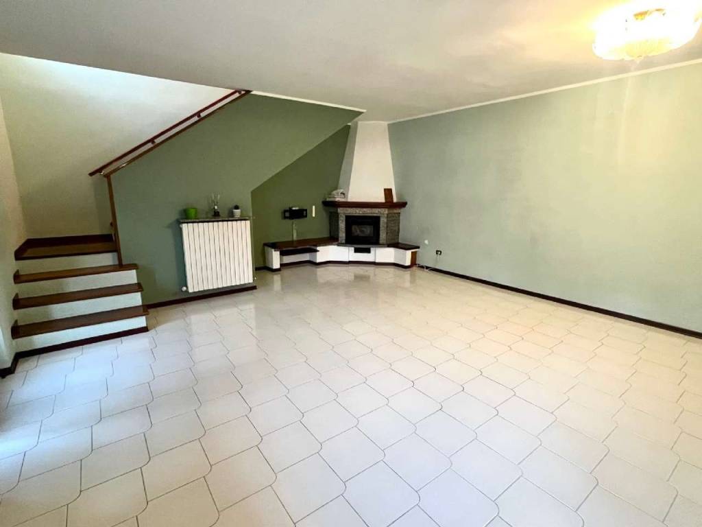 Casa indipendente a Borgo vercelli in via Zucchi - Foto 2