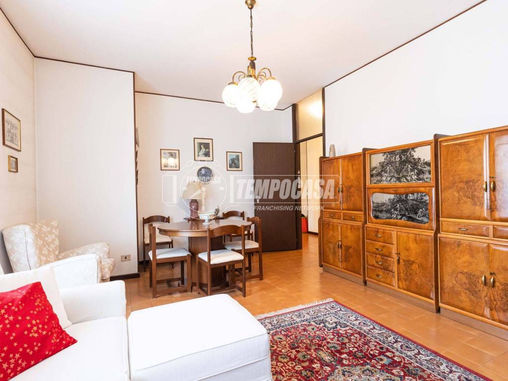 Appartamento a Inverigo in Via Alessandro Volta 10 - Foto 4