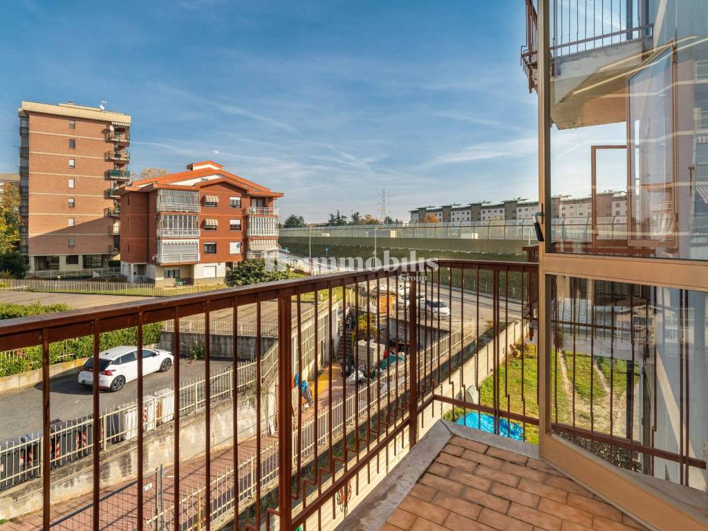 Appartamento a Collegno in Via Massimo Portalupi - Foto 3