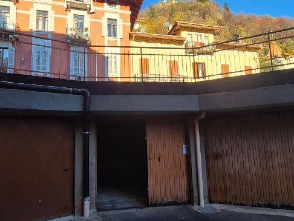 Box / garage a Varallo in Viale Cesare Battisti, 5 - Foto 3