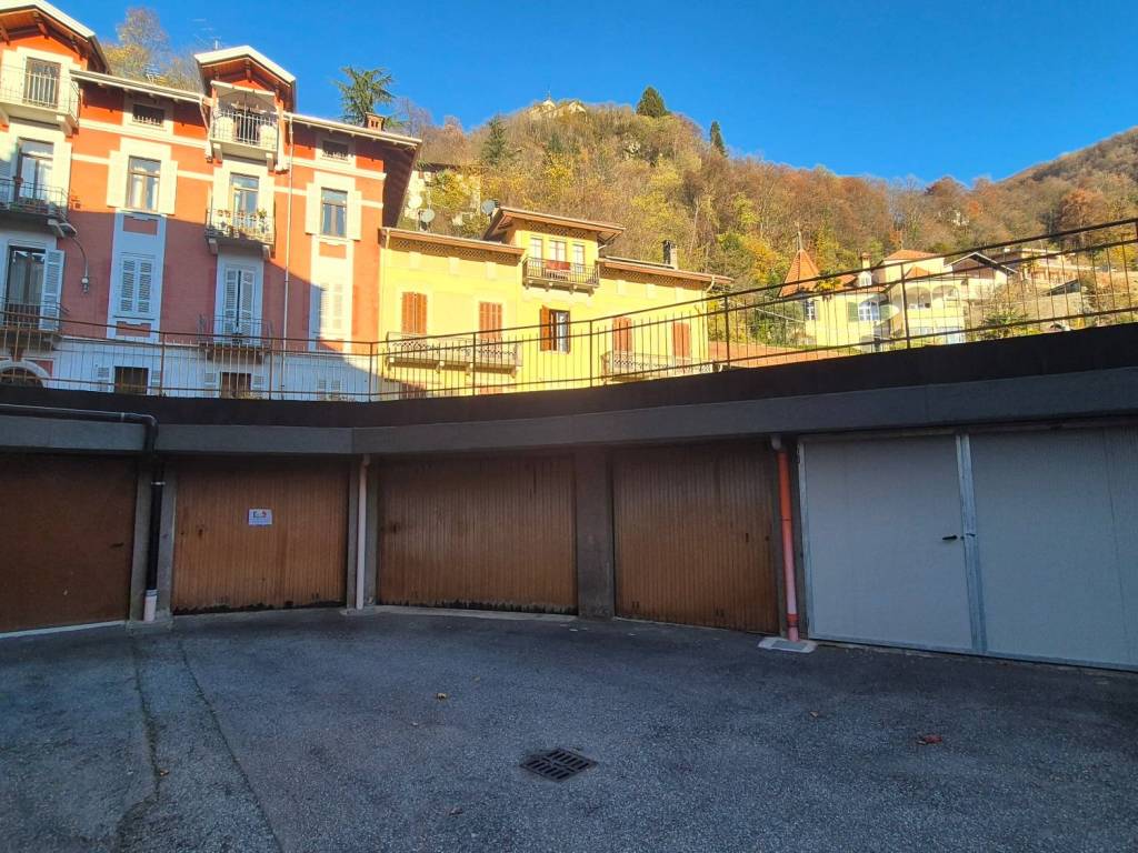 Box / garage a Varallo in Viale Cesare Battisti, 5 - Foto 4