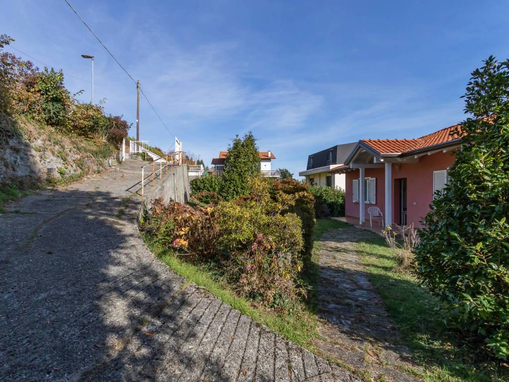 Villa a Nebbiuno in Strada Seconda - Foto 3