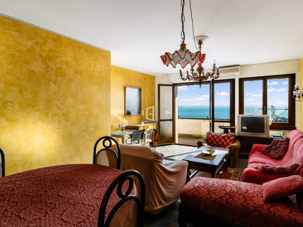 Appartamento a Gardone riviera in Via Ronciglio, 8 - Foto 2