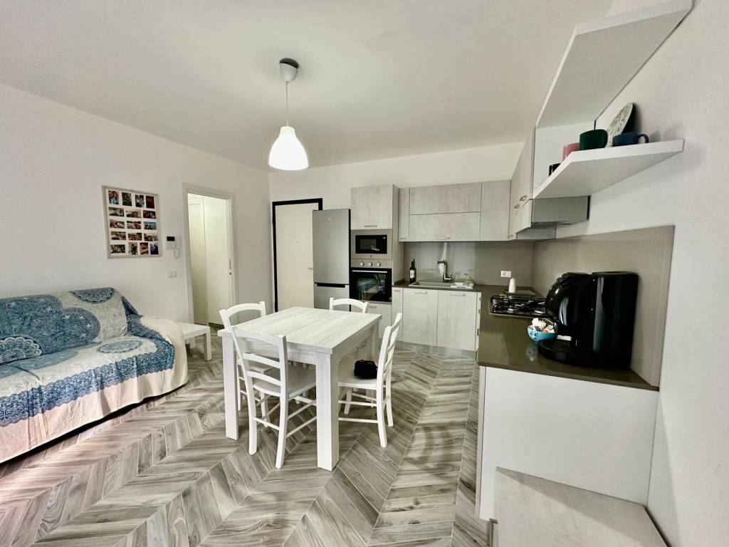 Appartamento a Terrasini in Via Calarossa - Foto 3