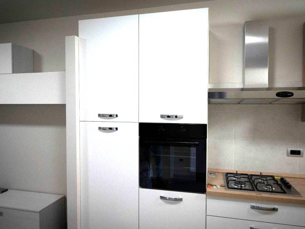 Appartamento a Montenero di bisaccia in Via Alvise Cadamosto - Foto 2